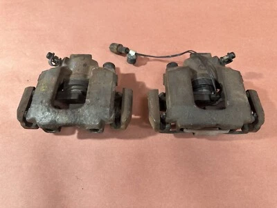 Par de pinzas de freno delanteras OEM #85318 BMW E30 325e 318I 320I 325I 325IX Foto 1 de 4