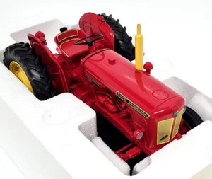 UH 1/16 David Brown 950 Implematic 1959 Red Yellow Diecast model Farm Tractor - Bild 1 von 10