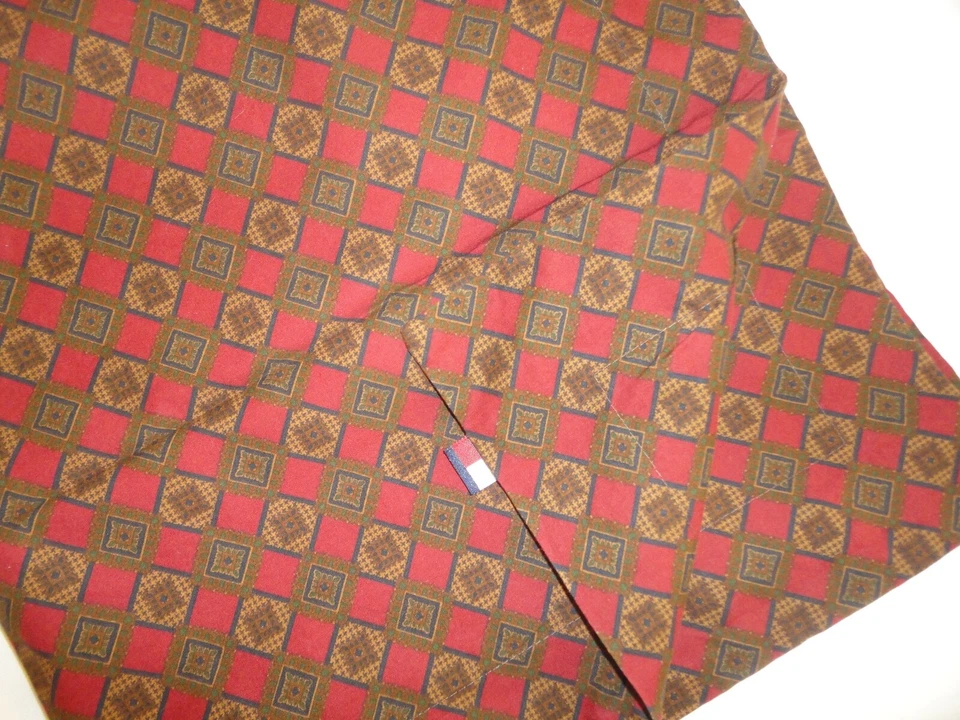 TOMMY HILFIGER FOULARD ROJO VERDE AZUL (1) EURO ALMOHADA FARSA 26 X 26 Foto 1 de 4