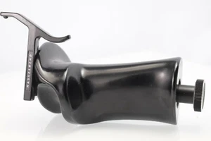 Hasselblad Left Flash Bracket Grip Per 500C 500CM in Good Condition Without Box - Picture 1 of 4