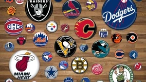 Multi Sports Card (Re-Pack/box) Guaranteed (3)Hits+ Jersey/Auto In Every Pack - Picture 1 of 1