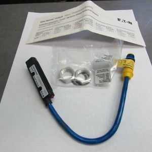 Cutler Hammer Photoelectric Sensor 13102AQD07 - Picture 1 of 4
