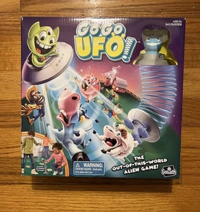 Hasbro Go Go UFO! Card and Action Game New - Picture 1 of 2
