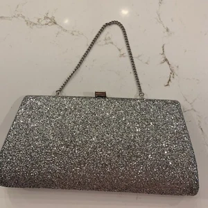 Vintage Glittery Silver Clutch w/ Optional Chain Minor Signs of wear - Picture 1 of 12