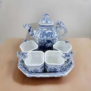 Set da tè vintage blu e bianco drago cinese teiera 4 tazze vassoio porcellana - Foto 1 di 4