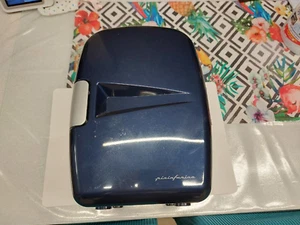 Mini Frigo Portatile da viaggio Pininfarina Caldo Freddo auto e casa - Foto 1 di 13