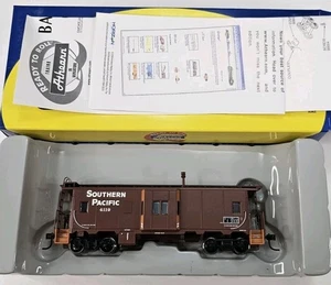 74745 Athearn Southern Pacific Bay Window Caboose - Picture 1 of 8