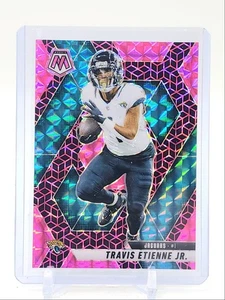 TRAVIS ETIENNE JR. 2025 MOSAIC PINK SPECTRIS MOSAIC PRIZM #121 /13 Q1702 - Picture 1 of 2