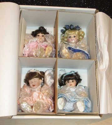 Vintage Marie Osmond Set Of 4 Tiny Tots Porcelain Doll Dolls NEW In Box 2 COA - Image 1 of 4