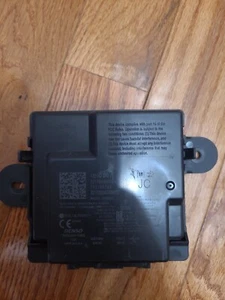 2017-2021 Cadillac XT5 OEM Left Rear Trunk Keyless Entry Control Module - Picture 1 of 1