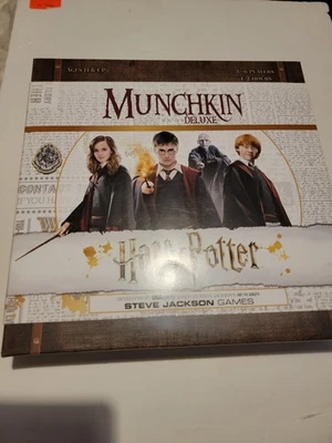 Munchkin Deluxe Harry Potter Board Game Steve Jackson Games 2018 NEW Sealed - Image 1 of 2