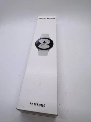 SAMSUNG Galaxy Watch 4 40mm R860 Smartwatch GPS - Image 1 of 3