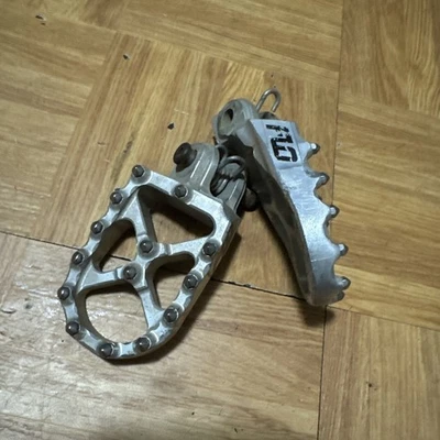 FLO MOTORSPORTS 2019-2020 65 SX KTM SERIE PRO ESTRIBERAS KTM/HUS FPEG-795B 65sx Foto 1 de 4