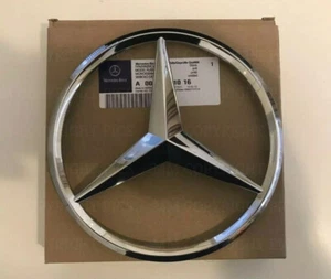 EMBLEMA PARRILLA DELANTERA PARA MERCEDES A B C CLA E GLA CLASE INSIGNIA CROMO C63 A45 CLA45 CLA45 - Imagen 1 de 2