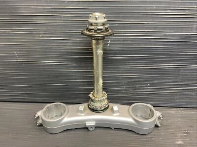 Honda CBR1000RR 2005 árbol triple inferior, puente de horquilla inferior #12424 Foto 1 de 4