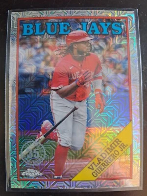 2023 Topps Series 1 Vladimir Guerrero Jr Silver Pack Mojo Refractor - Image 1 of 2