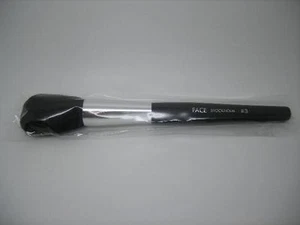 FACE STOCKHOLM LARGE DOME BRUSH #3, FULL SIZE PUDER AND BLUSH BRUSH, SEALED - Bild 1 von 1