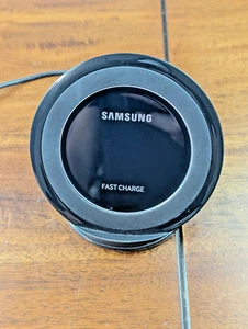 Samsung Fast Charge Qi Wireless Charging Stand Qi-Enabled Devices EPNG930 - Picture 1 of 4