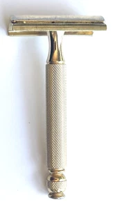 EXCELENTE NAVAJA DE AFEITAR DE SEGURIDAD DE TRES PIEZAS CON EXTREMO DE BOLA TONO DORADO GILLETTE VINTAGE. OFF - Imagen 1 de 8