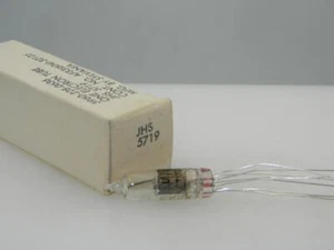 1962 Sylvania Gold JHS 5719 Subminiature Serious Tubes S470 - Picture 1 of 4