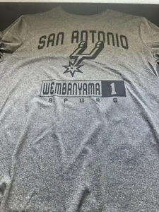 victor wembanyama Tshirt Medium - Bild 1 von 3