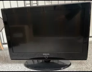 Samsung 32 Zoll TV - Bild 1 von 2