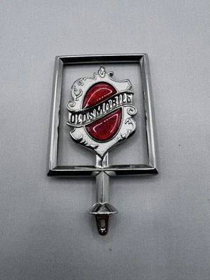 1980s Oldsmobile Hood Ornament - Image 1 of 3
