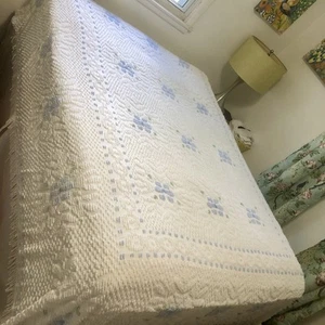 Vintage Full Blue Flower Chenille Bedspread Blanket 91" X 95 Repair or Cutter - Picture 1 of 20