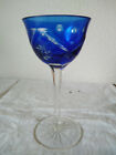 Bleikristall ; Weinglas ; berfang , geschliffen; Schleuderstern ; blau