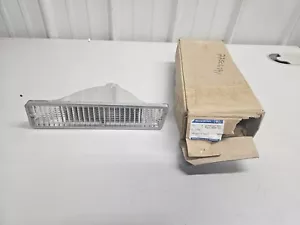 GENUINE GM 22506791 Cutlass Front Park Turn Signal Lamp Light Lens LH 1976-90 - Picture 1 of 8