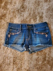 Juniors Roxy Blue Jean's Shorts w/ Design size 3 - Picture 1 of 3