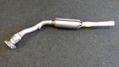 1999-2005 VOLKSWAGEN BEETLE 1.8L ENG FRONT FLEX PIPE WITH CATALYTIC CONVERTER - Image 1 of 2