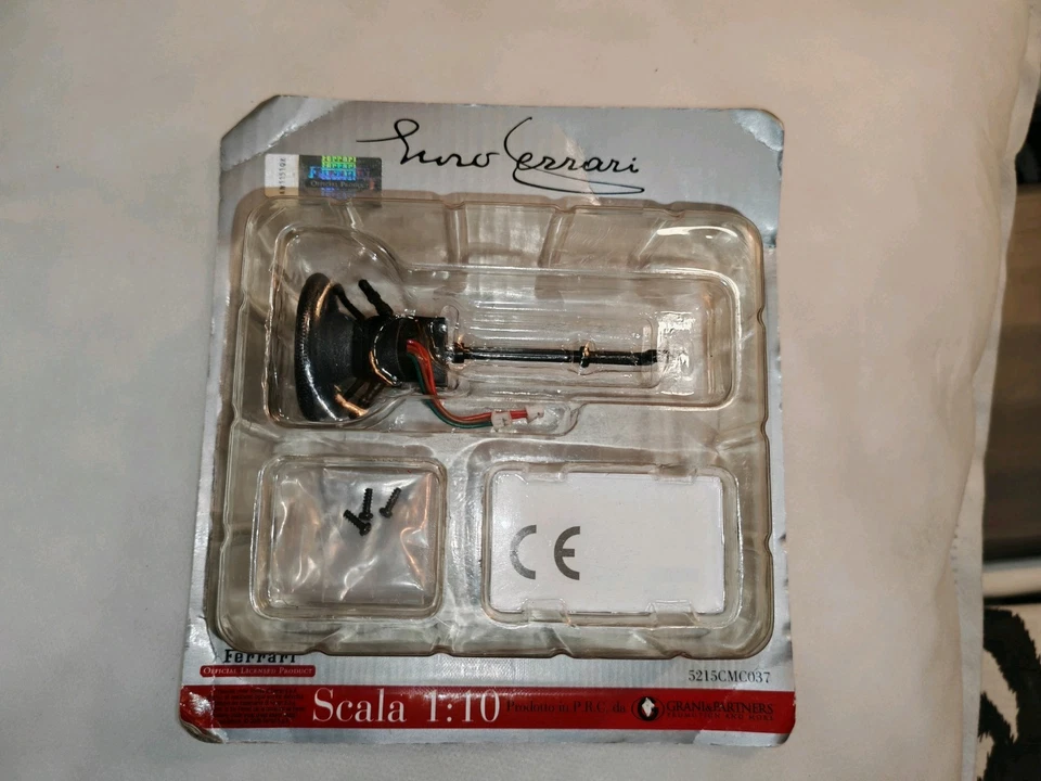 Parti x Ferrari Enzo Ferrari 1/10 De Agostini  - Immagine 1 di 4