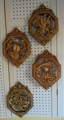 复古 1976 年 4 件套 Homco Syroco 金色塑料乐器墙面装饰 7402 — 第 1/4 张图片