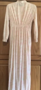 Vintage 70’s Pink Peach Floral Long Robe Size Small Nylon Long Sleeves Buttons - Picture 1 of 7