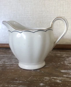 Vintage Grindley CreamPetal milk creamer Jug gold trim 9.5 cm tall black detail - Picture 1 of 10