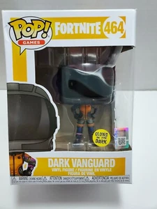 Funko POP! Fortnite S2 Dark Vanguard #464 si illumina al buio + protezione trasparente - Foto 1 di 3
