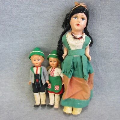 Vintage Composition Doll Painted Eyes Wig Hair & Souvenir Doll Lot - Image 1 of 4