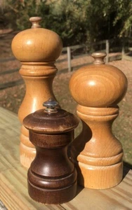 Macinapepepe vintage Peugeot marrone venatura legno Francia - Foto 1 di 12