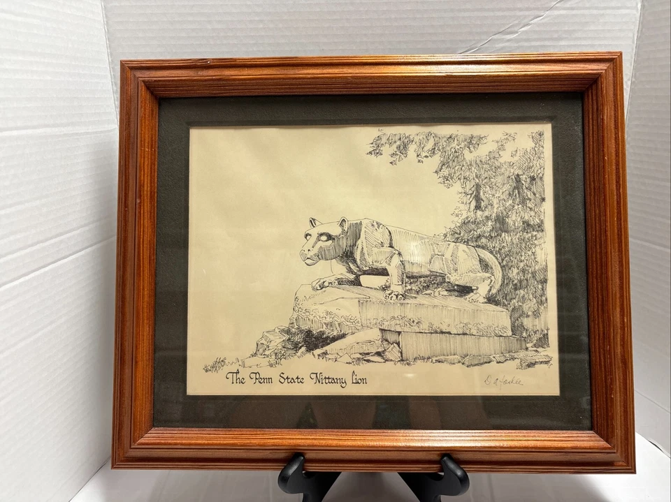 Marco mate estampado grafito DA Toshee' The Penn State Nittany Lion 15,5" x 12,5" Foto 1 de 4