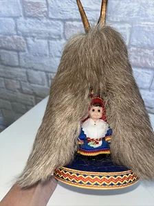 Vintage Sami Doll In Teepee Reindeer Fur Lapland Folk Art - Picture 1 of 7