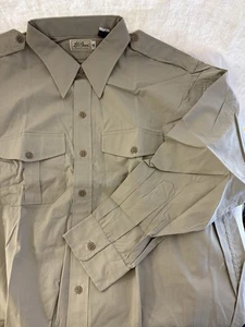 Neu in Verpackung LL Bean Khaki Safari Button Down Gr. 17 L-XL - Bild 1 von 3