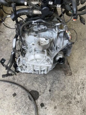 Hyundai Elantra 2008 2009 sedán de 2,0 L transmisión manual 70 k millas OEM Foto 1 de 4