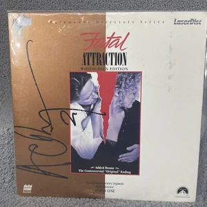 "Fatal Attraction" Paramount Director's Series Laserdisc LD - Michael Douglas - Picture 1 of 13