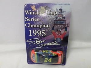 Action Racing Winston Cup Series Campeón 1995 Jeff Gordon 1:64 Scale Stock Car - Imagen 1 de 8