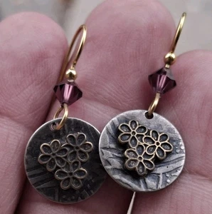 SILVER FOREST LAYERED 18K ON SURGICAL DANGLE EARRINGS 1" GOLD TONE - Picture 1 of 7