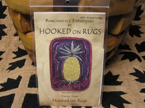 Hooked On Rugs "Welcome Pineapple" Punch Needle Chart & PRINTED FABRIC INCLUDED - Picture 1 of 3