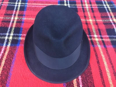 Vtg 1960s Black ROYAL STETSON FEDORA by JOHN B. STETSON CO With Feather Sz 7-1/4 - Image 1 of 4