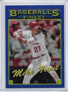2024 Topps Finest Mike Trout Baseball’s Finest Blue Refractor Angels /99 - Foto 1 di 2