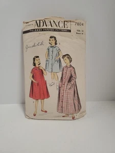 Abrigo o plumero vintage con patrón de costura avanzada 7804 para niñas talla 10 - Imagen 1 de 4